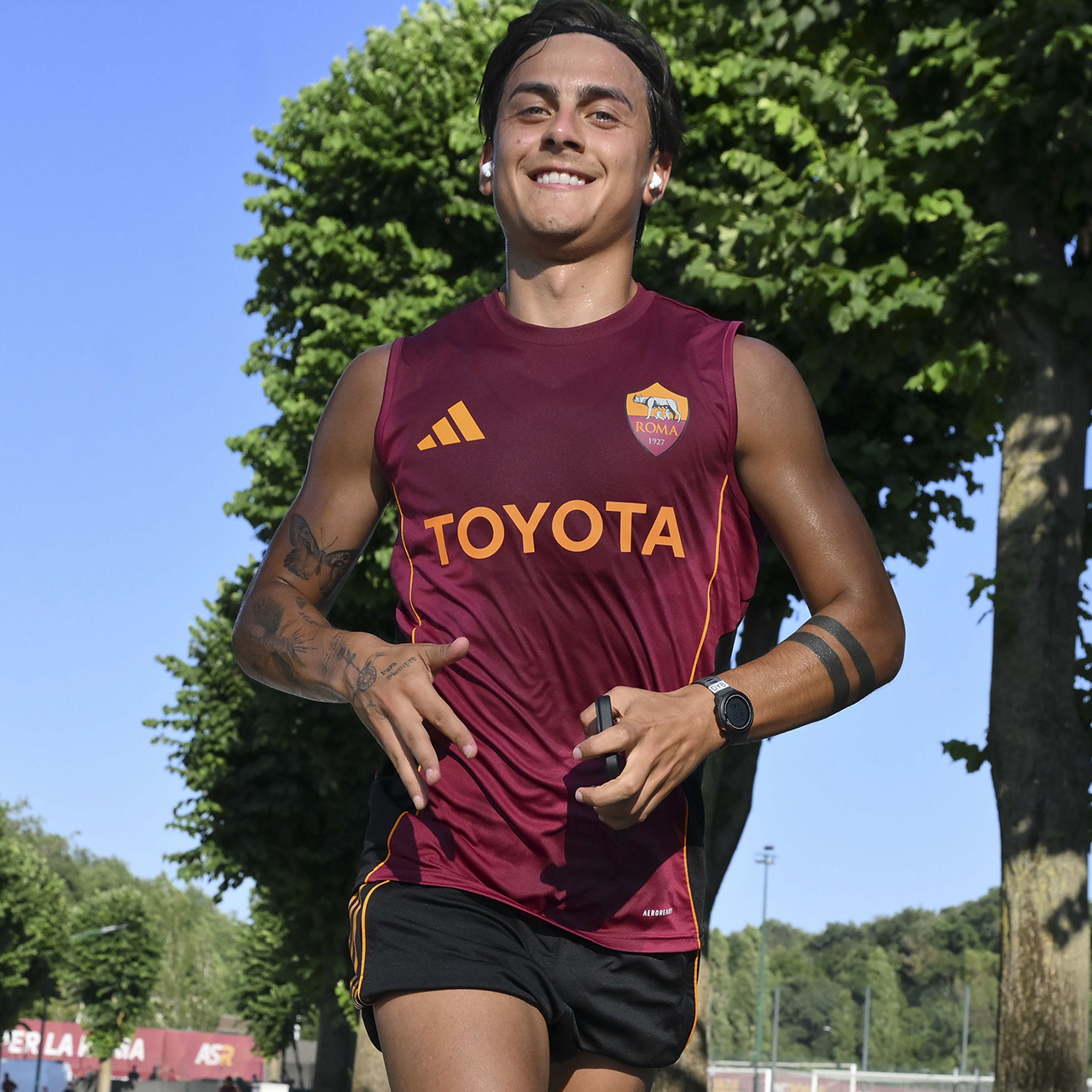 Training 25/26 Dybala 1280x1280