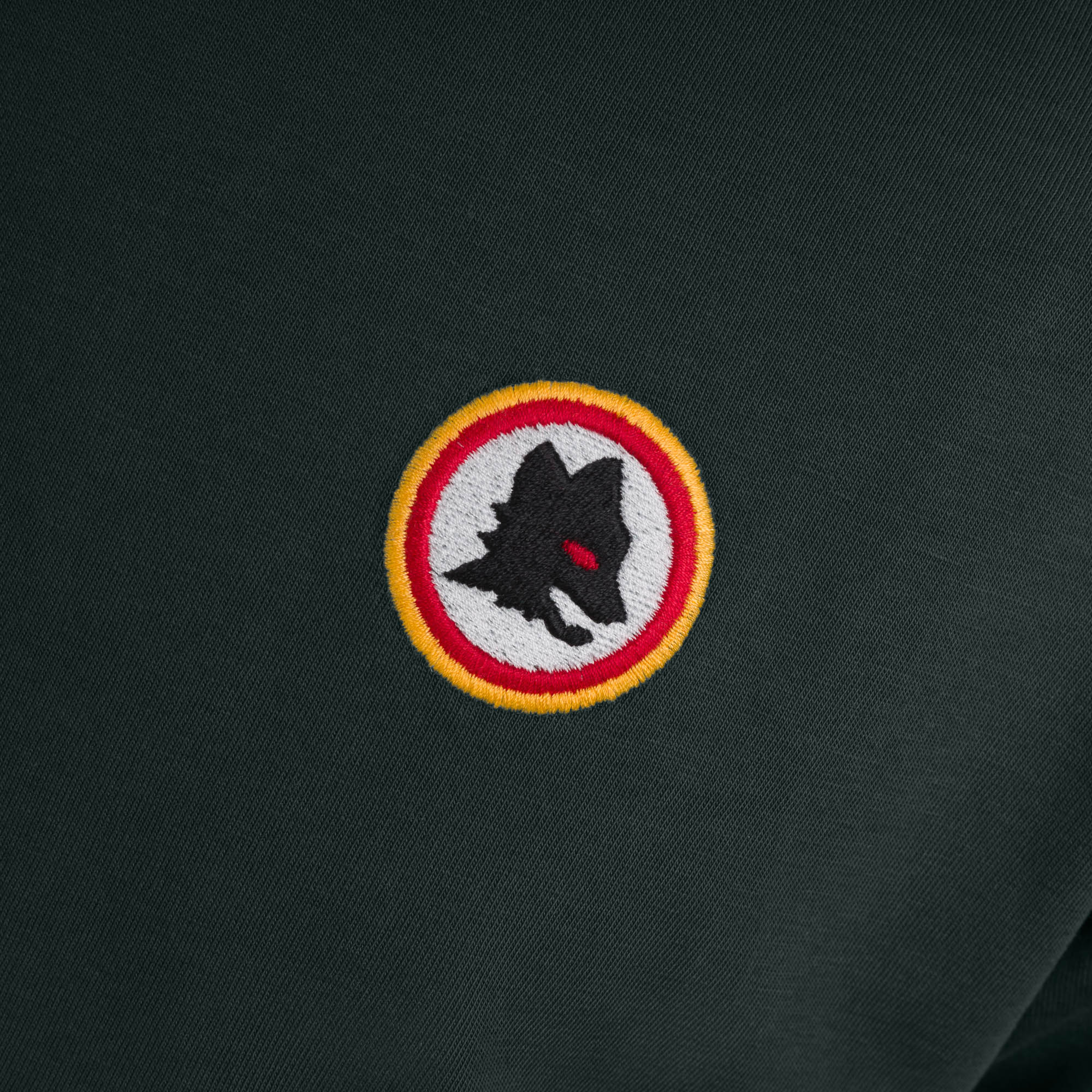 Wolf Neck Embroidery T-Shirt, Green